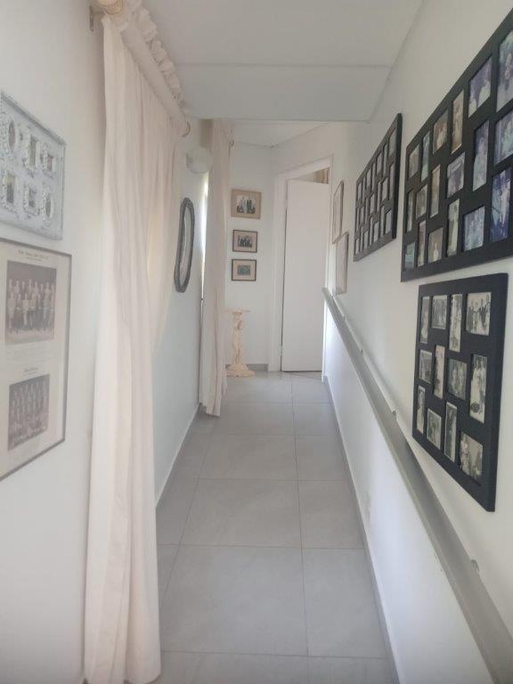 3 Bedroom Property for Sale in Wavecrest Eastern Cape